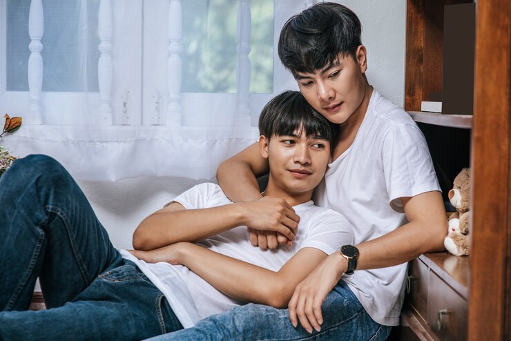 tips to get over a break-up with your Gay chatline partner